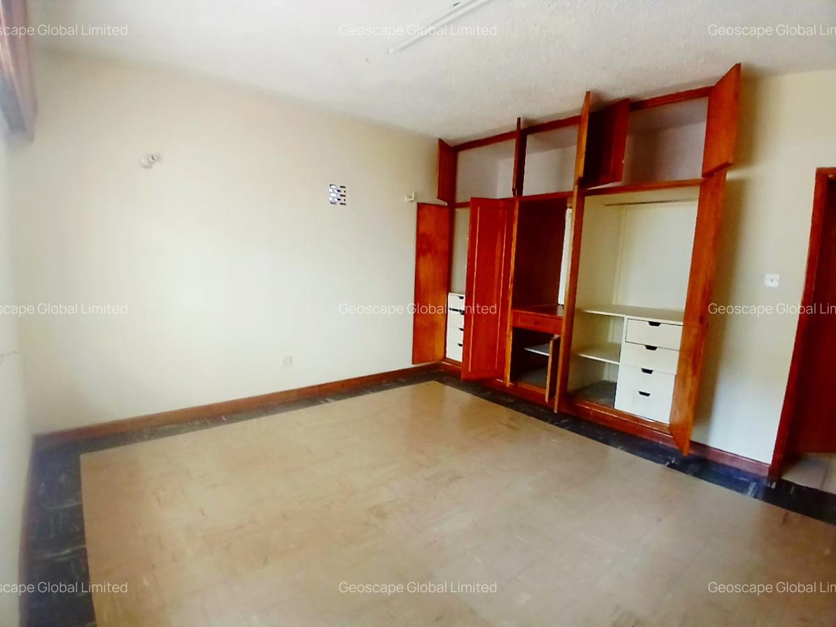 Commercial Property with Parking in Westlands Area - 10