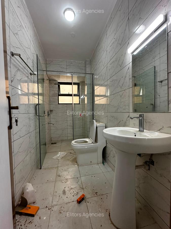 3 Bed Apartment with En Suite at 6Th Parklands Avenue - 11