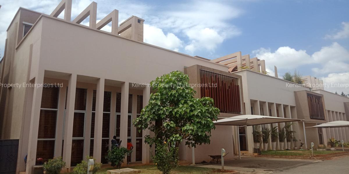 5 Bed Townhouse with En Suite in Lavington - 10