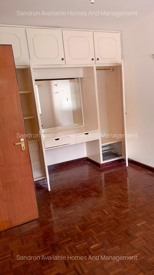 4 Bed Townhouse with En Suite in Kileleshwa - 12