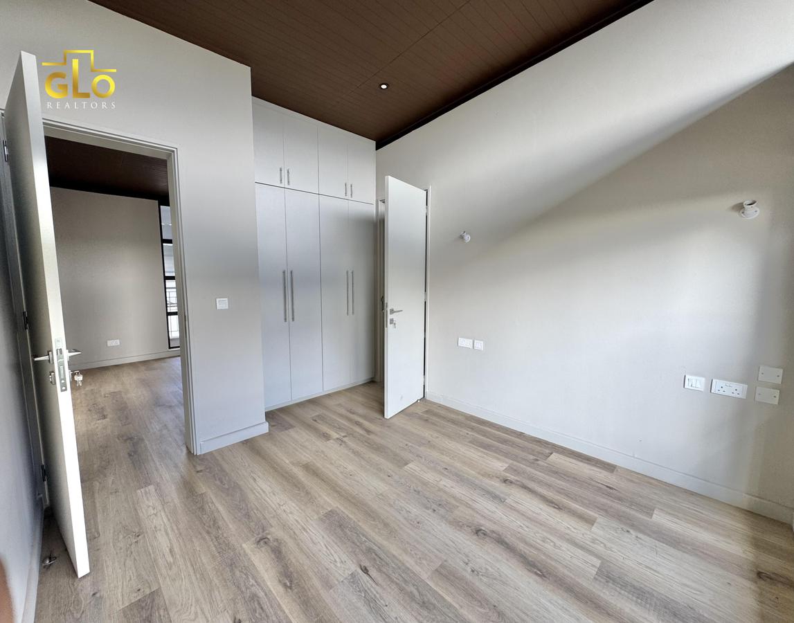 3 Bed Townhouse with En Suite in Kiambu Road - 11