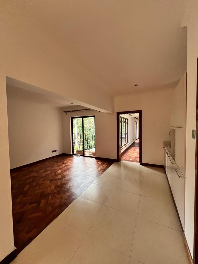 5 Bed Townhouse with En Suite in Lavington - 6
