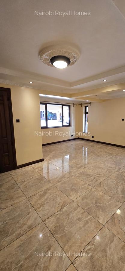 5 Bed Townhouse with En Suite at Lavington Green - 20