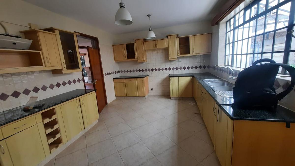 4 Bed Townhouse with En Suite at Shanzu Road - 13