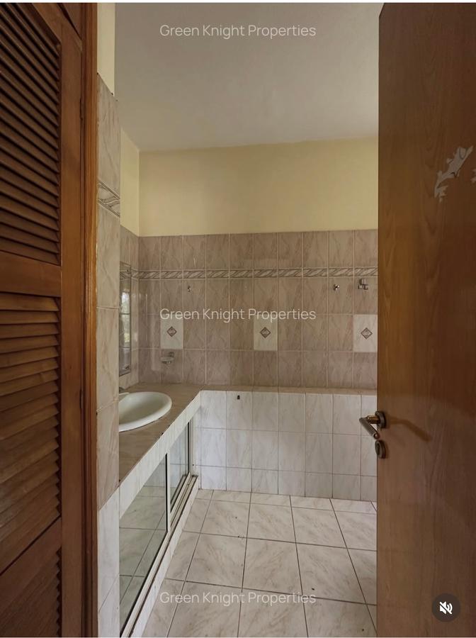 4 Bed Townhouse with En Suite in Kilimani - 8