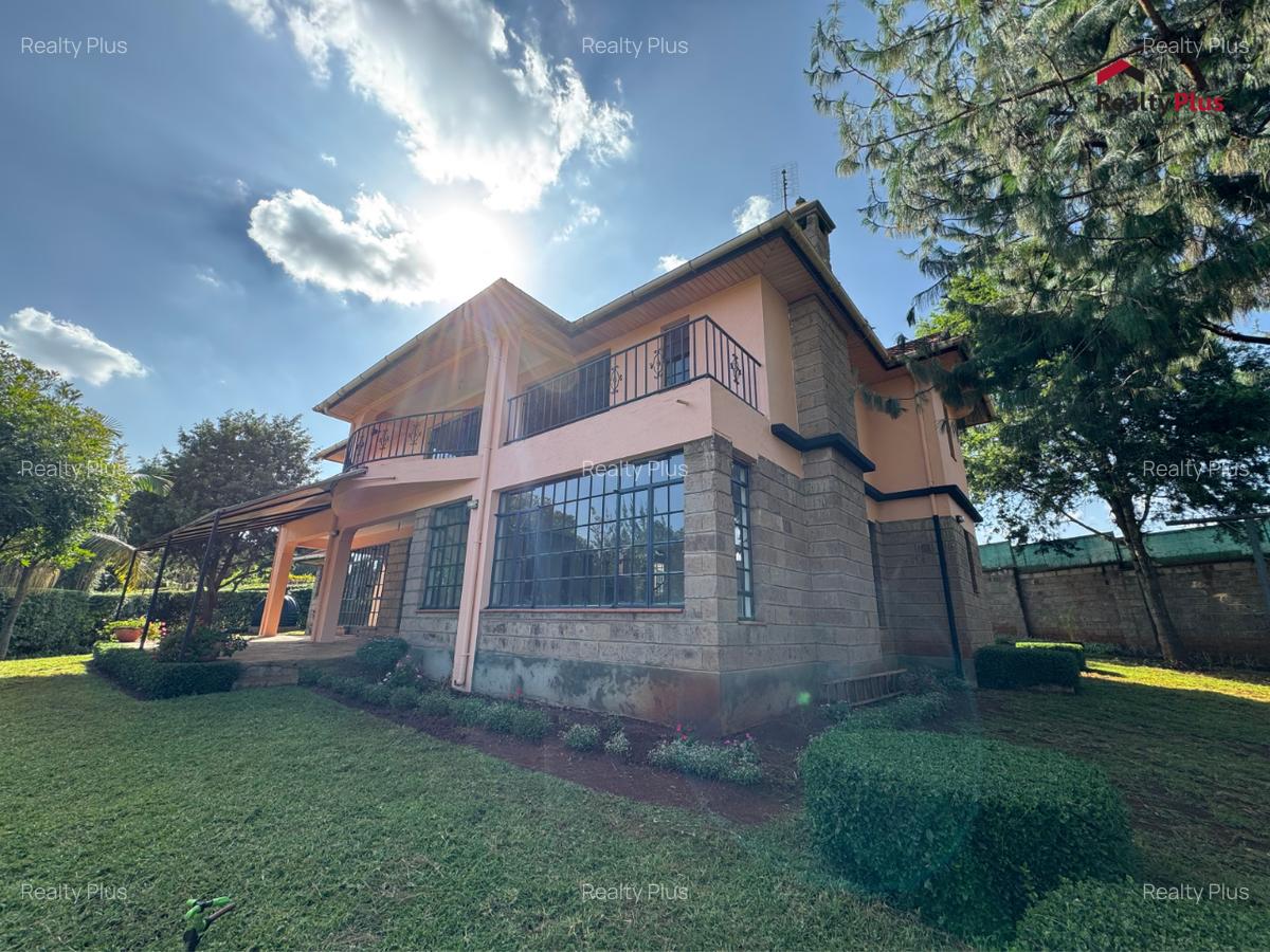 4 Bed House with En Suite in Runda - 5