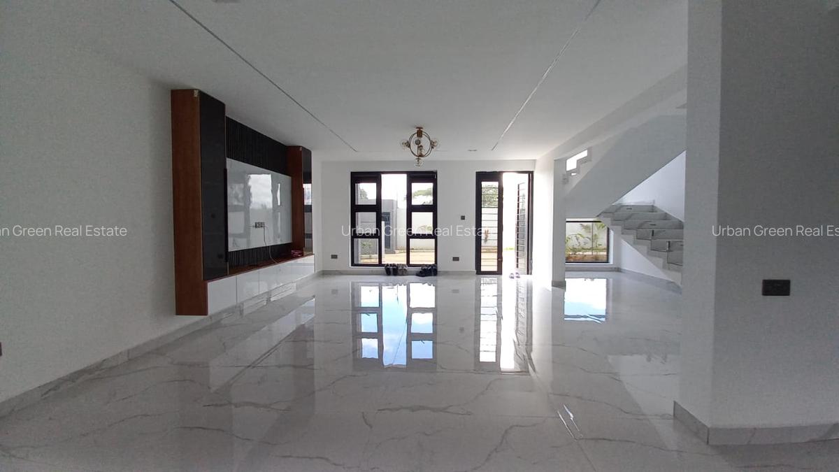 5 Bed Townhouse with En Suite in Ruiru - 2