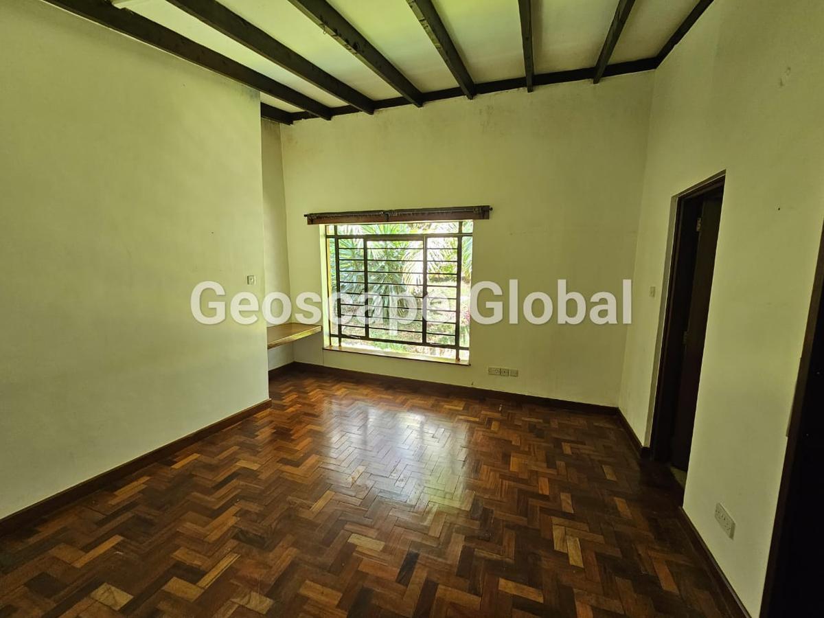 5 Bed House with En Suite in Kitisuru - 6