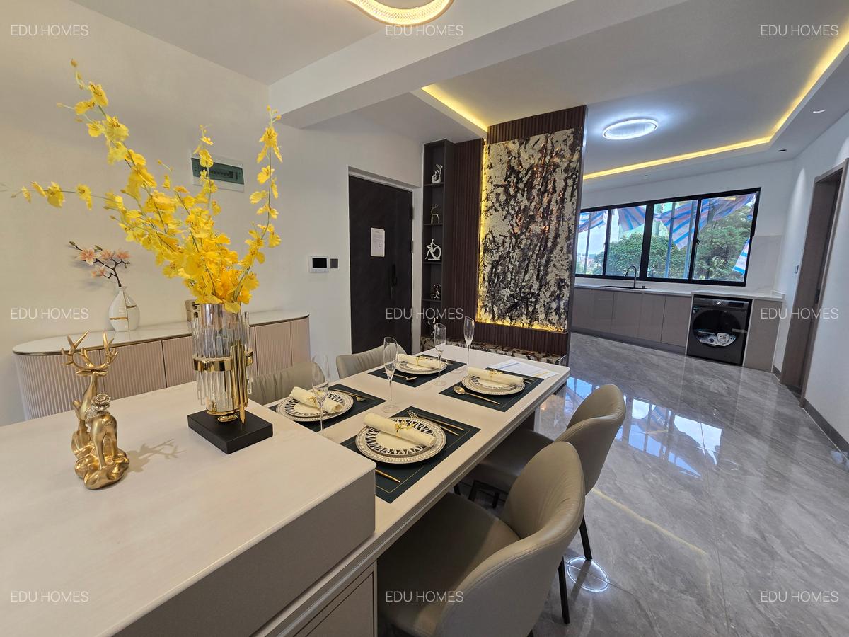 2 Bed Apartment with En Suite at Mandela Road - 5