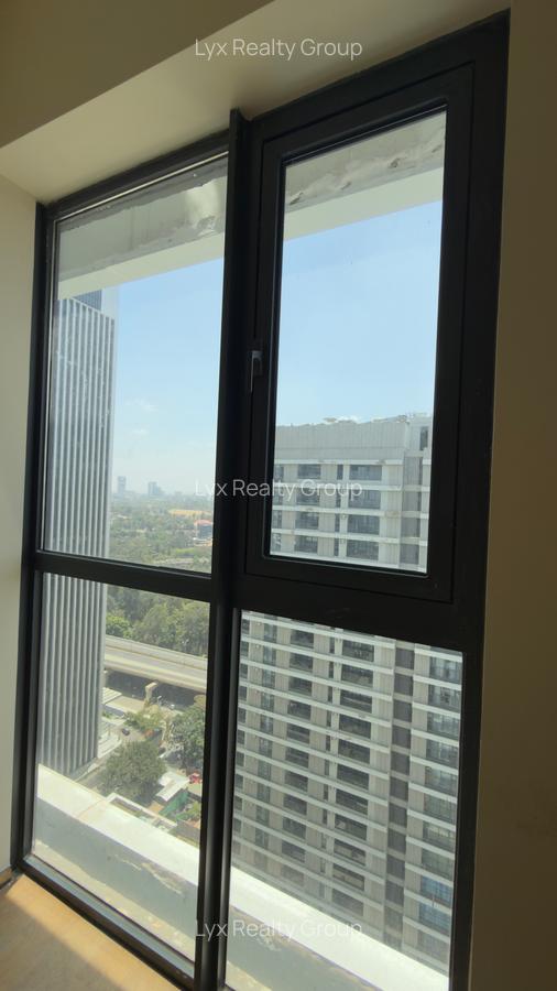 2 Bed Apartment with En Suite in Westlands Area - 14