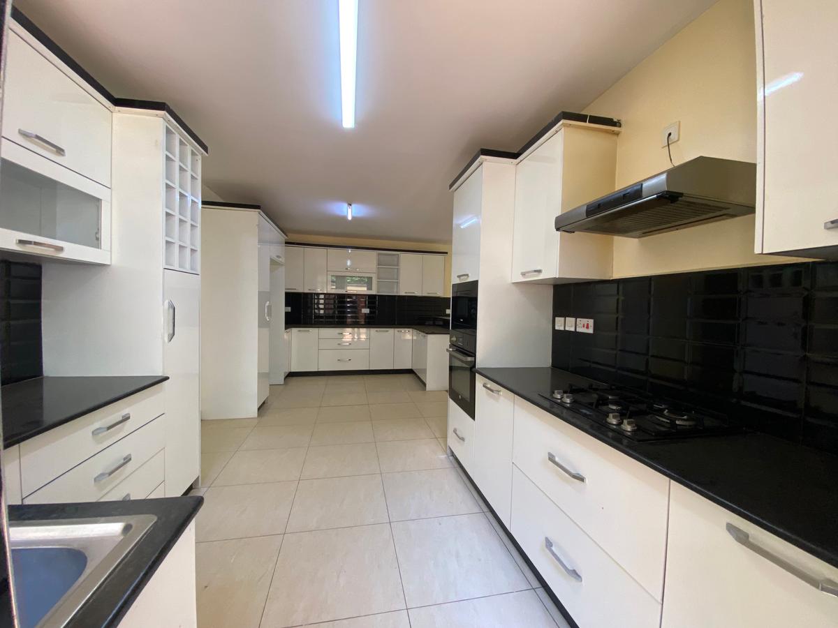 4 Bed Townhouse with En Suite in Kitisuru - 4