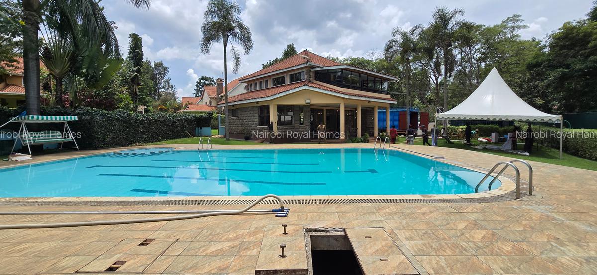 4 Bed Townhouse with En Suite at Lavington Green - 15