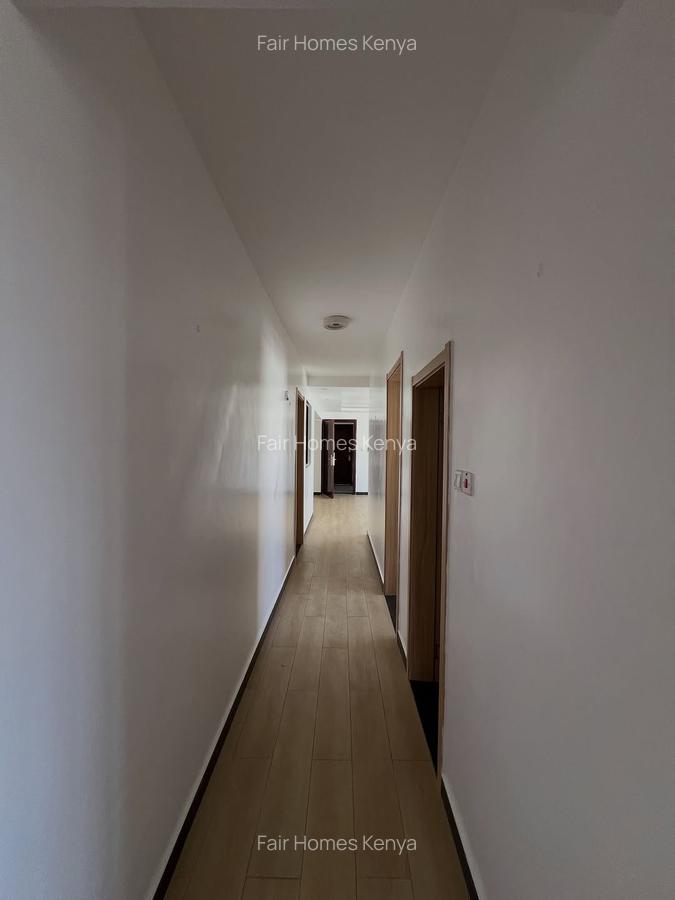 3 Bed Apartment with En Suite at Othaya Road - 11
