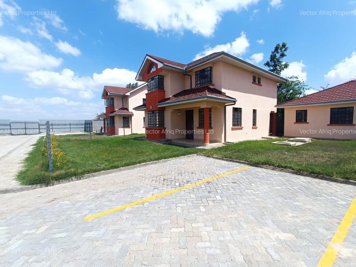 3 Bed House with En Suite at Acacia - 5