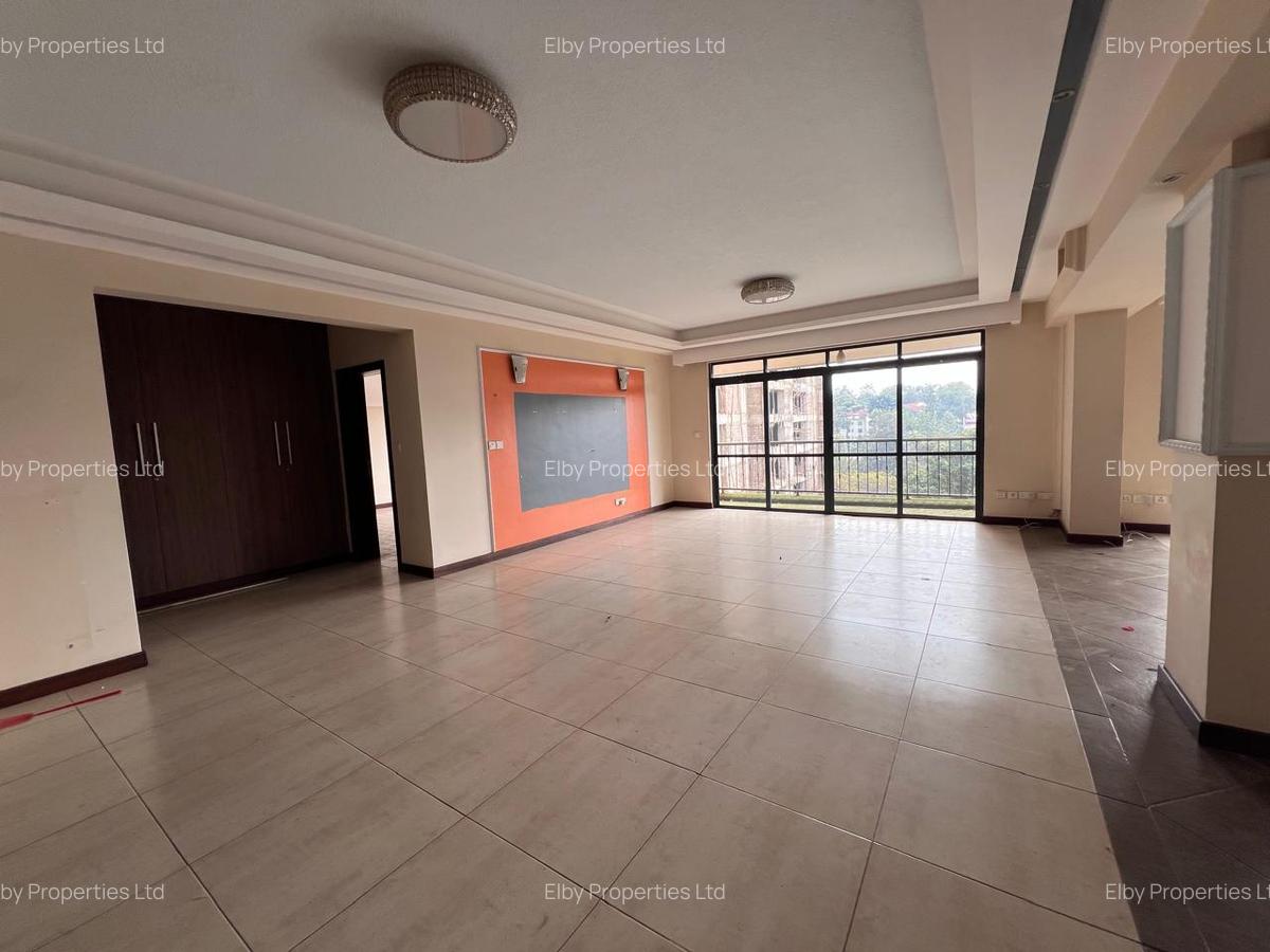 Serviced 6 Bed Apartment with En Suite in Parklands - 1