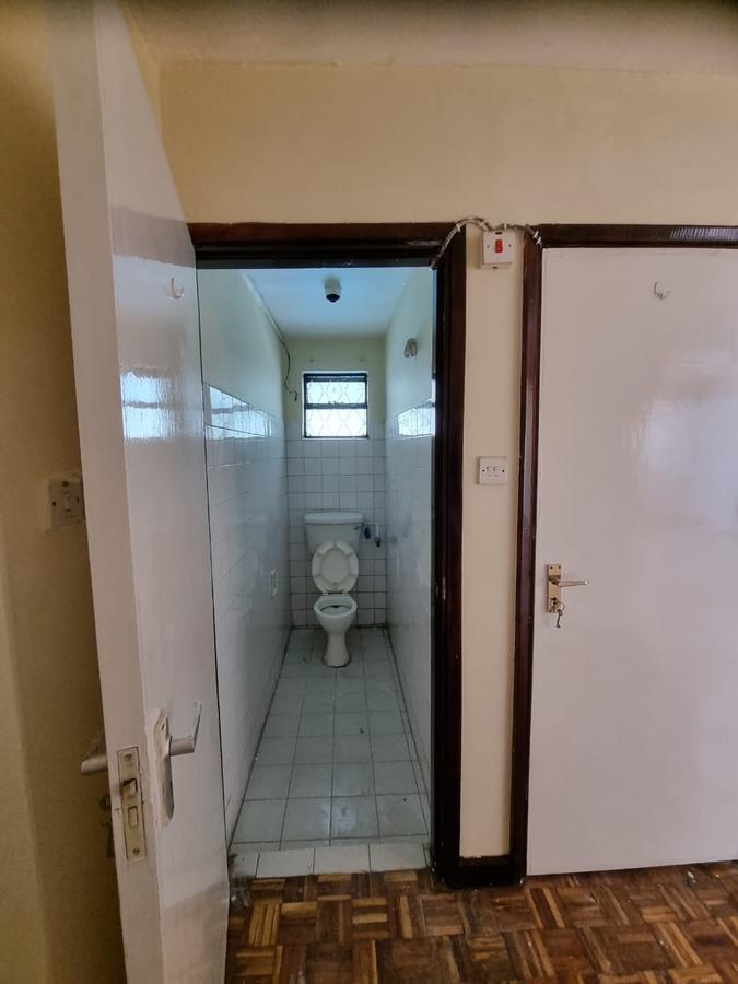 3 Bed Apartment with En Suite in Kilimani - 3