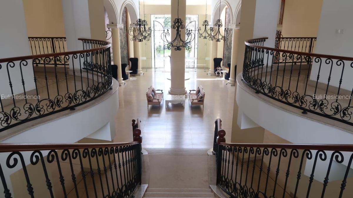 Furnished 3 Bed Apartment with En Suite in Parklands - 3