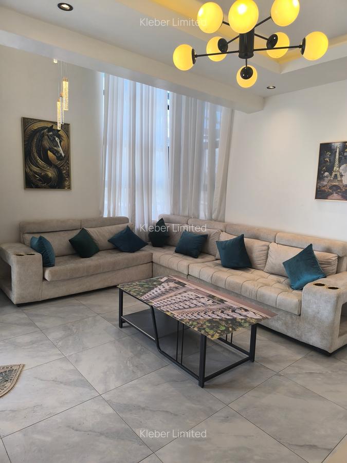 4 Bed Villa with En Suite at Eastern Bypass - 8
