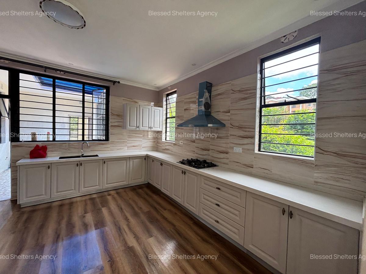 4 Bed Villa with En Suite in Kiambu Town - 13