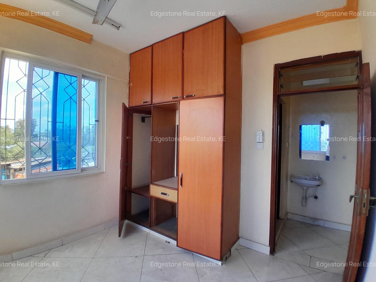 3 Bed Apartment with En Suite in Tudor - 3