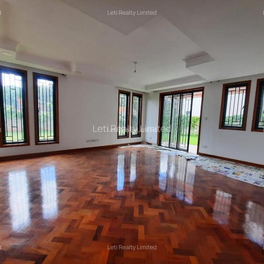 6 Bed Townhouse with En Suite in Lavington - 7