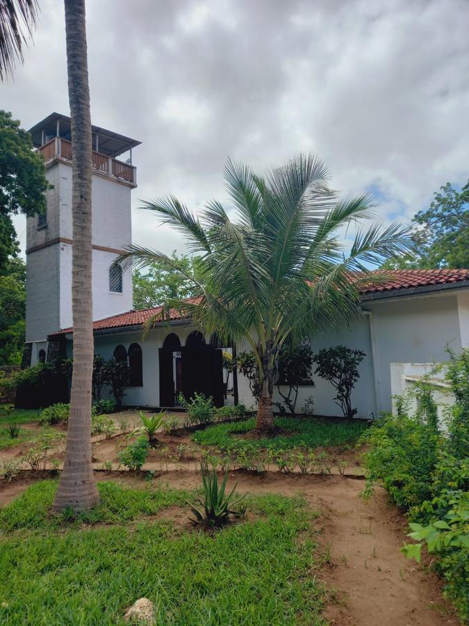 4 Bed House with En Suite in Ukunda - 3