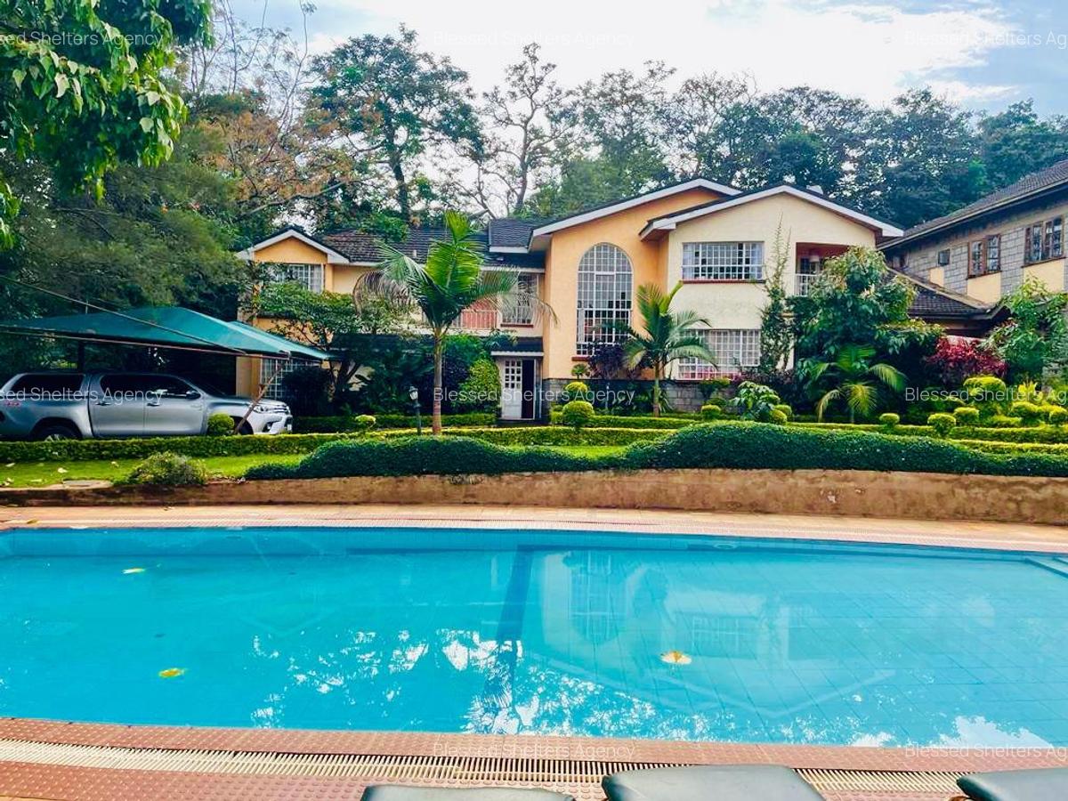 Serviced 2 Bed Apartment with En Suite in Rosslyn - 11