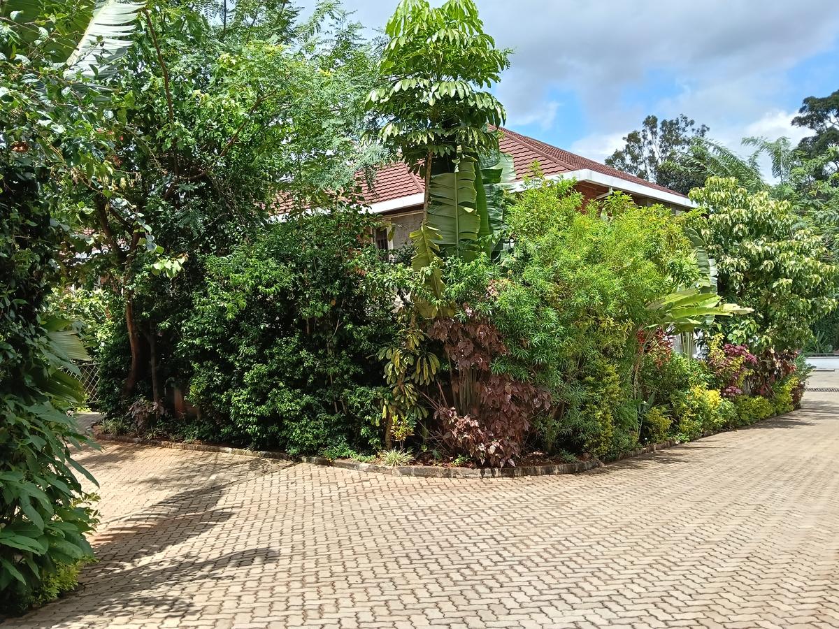 5 Bed Townhouse with En Suite at Shanzu Road - 2