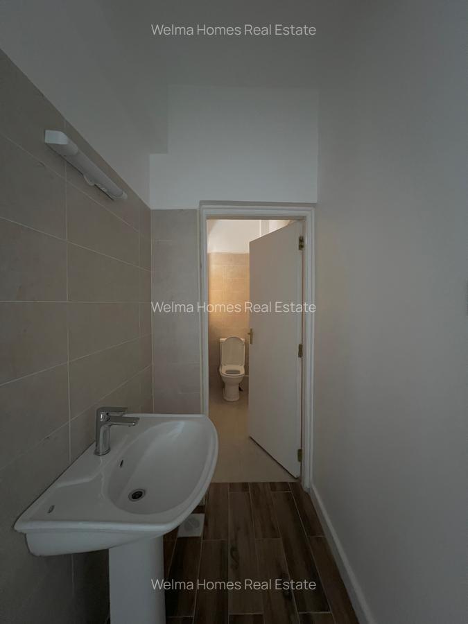 2 Bed Apartment with En Suite in Lavington - 7