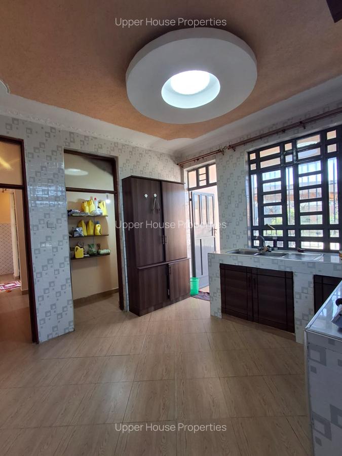 4 Bed Villa with En Suite at Sweet Waters - 5