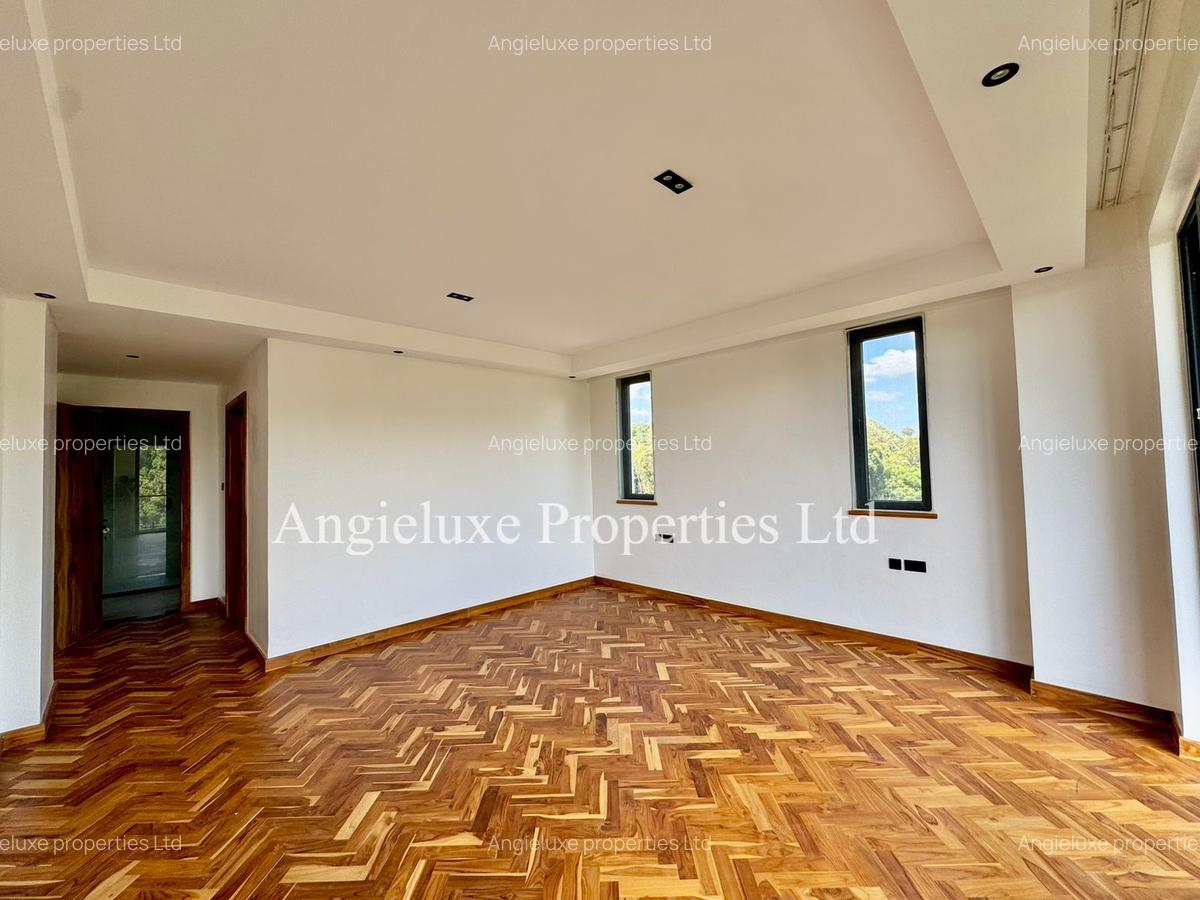 4 Bed Apartment with En Suite at Peponi Road - 14