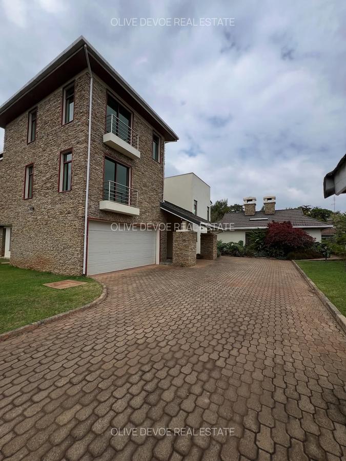 5 Bed Townhouse with En Suite in Karen - 1