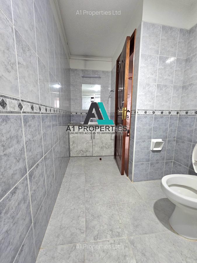 4 Bed Townhouse with En Suite in Lavington - 12