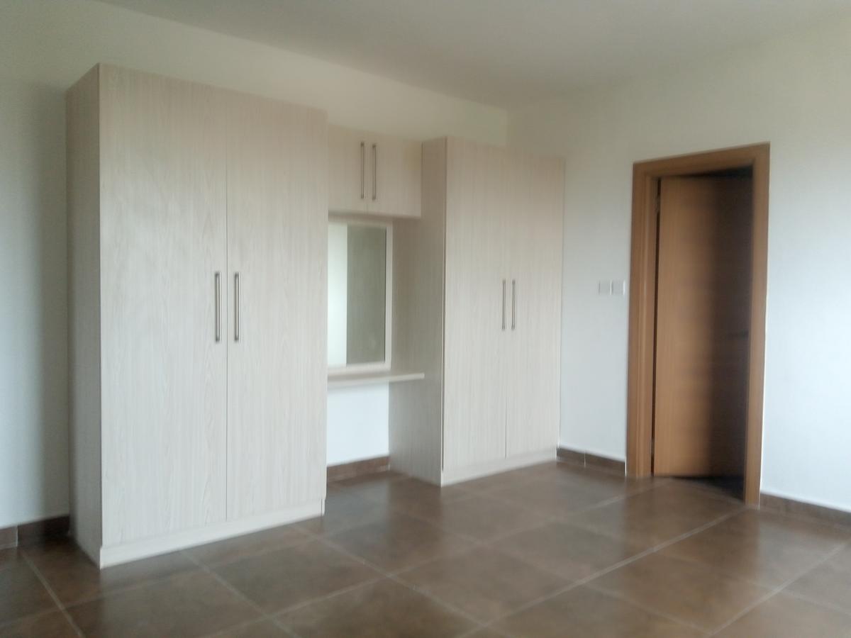 3 Bed Apartment with En Suite in Westlands Area - 7