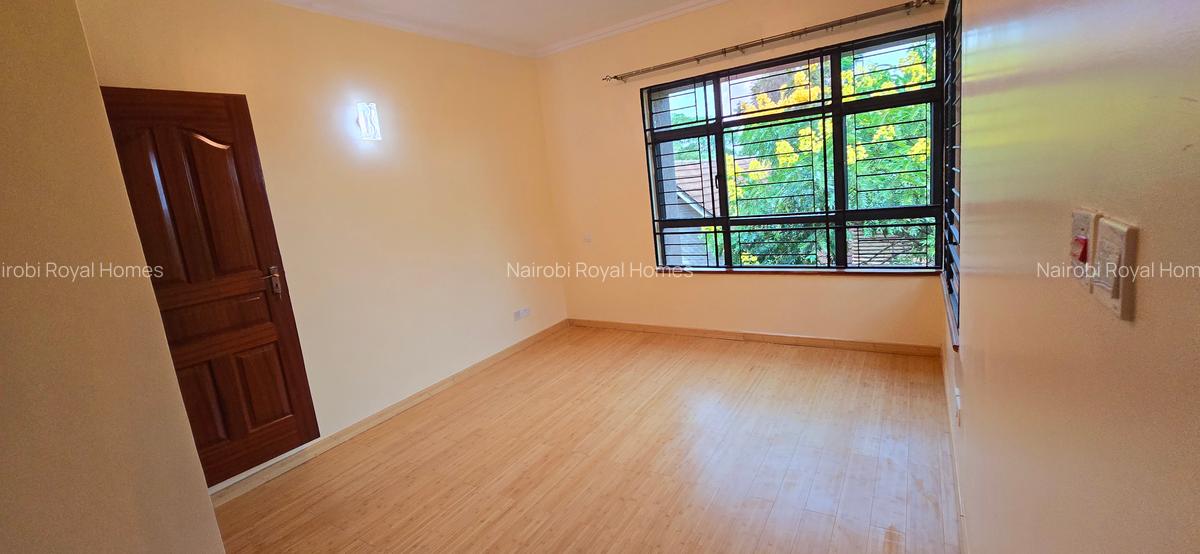 5 Bed Townhouse with En Suite at Off James Gichuru - 11