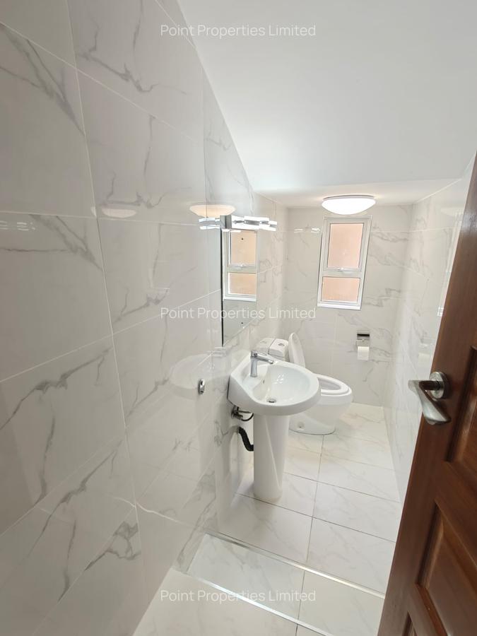 4 Bed Townhouse with En Suite in Kitengela - 11