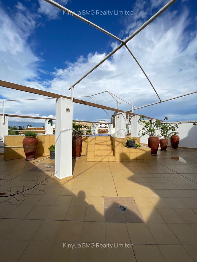 Serviced 3 Bed Apartment with En Suite in Nyali Area - 4
