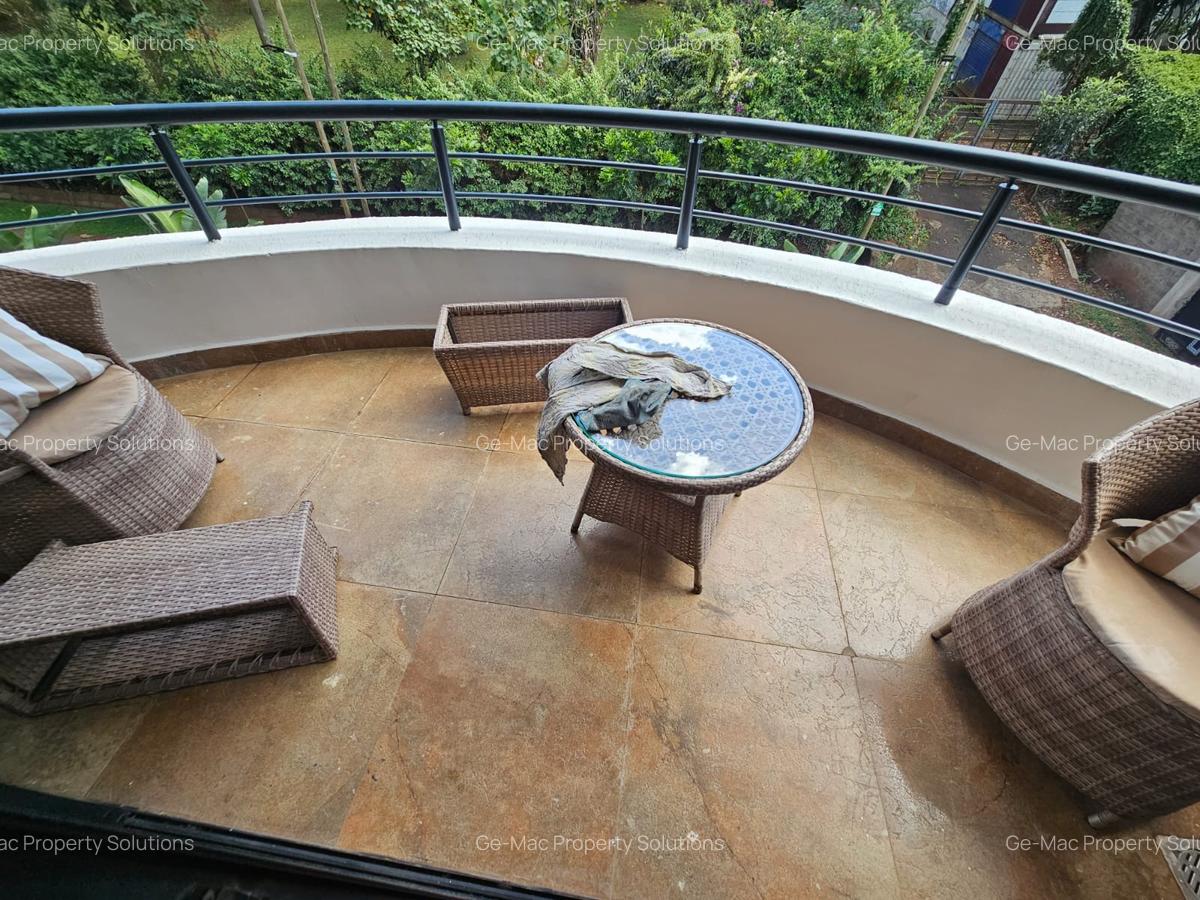 3 Bed Apartment with En Suite in Riverside - 6