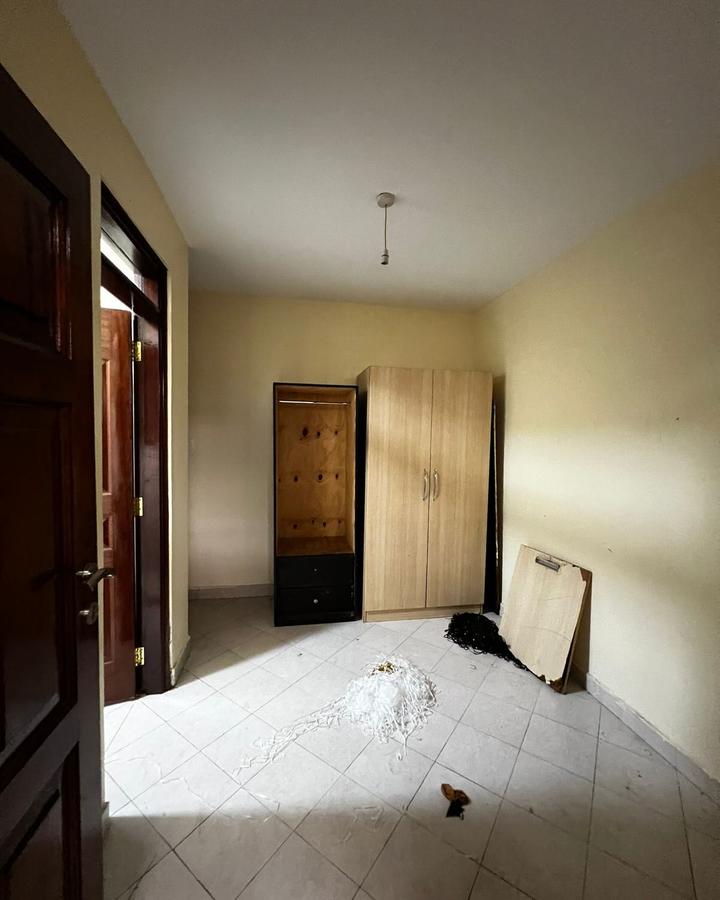 3 Bed Apartment with En Suite in Lavington - 13