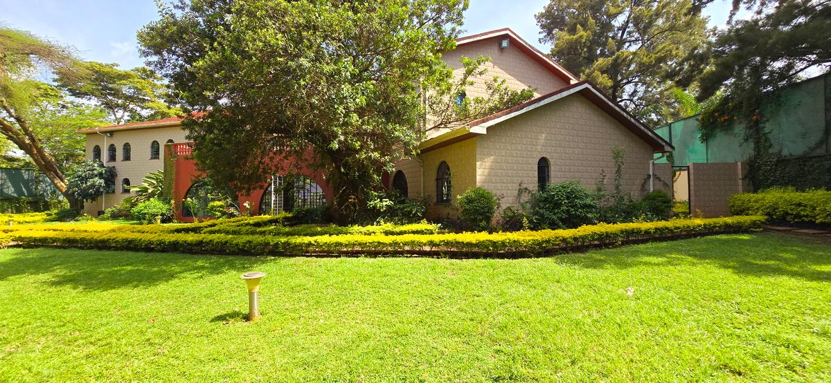 Commercial Property with Service Charge Included at Runda Grove - 5