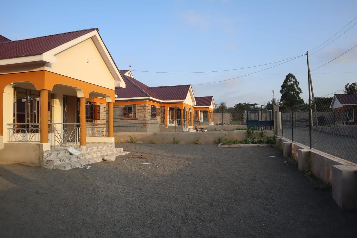 3 Bed House with Garden at Acacia - 8