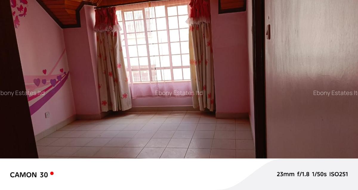 5 Bed Villa with En Suite in Lavington - 13