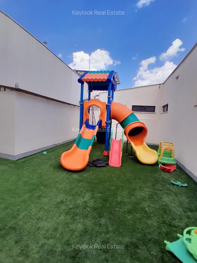 4 Bed Apartment with En Suite at Lavington - 15