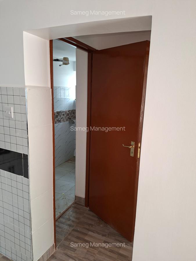 1 Bed House with Garden at Exciting - 5