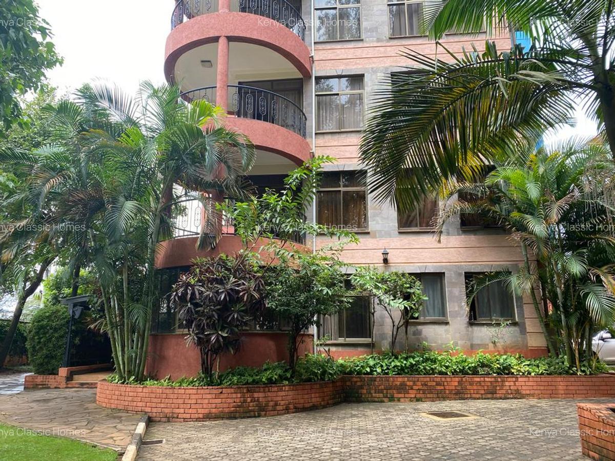 2 Bed Apartment with En Suite at State House - 3