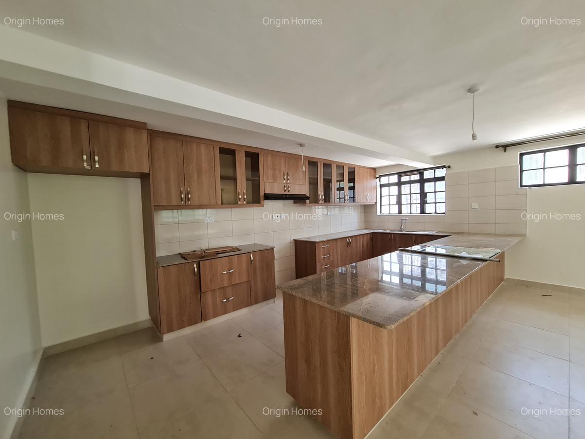 2 Bed Apartment with En Suite at New Kitisuru - 17