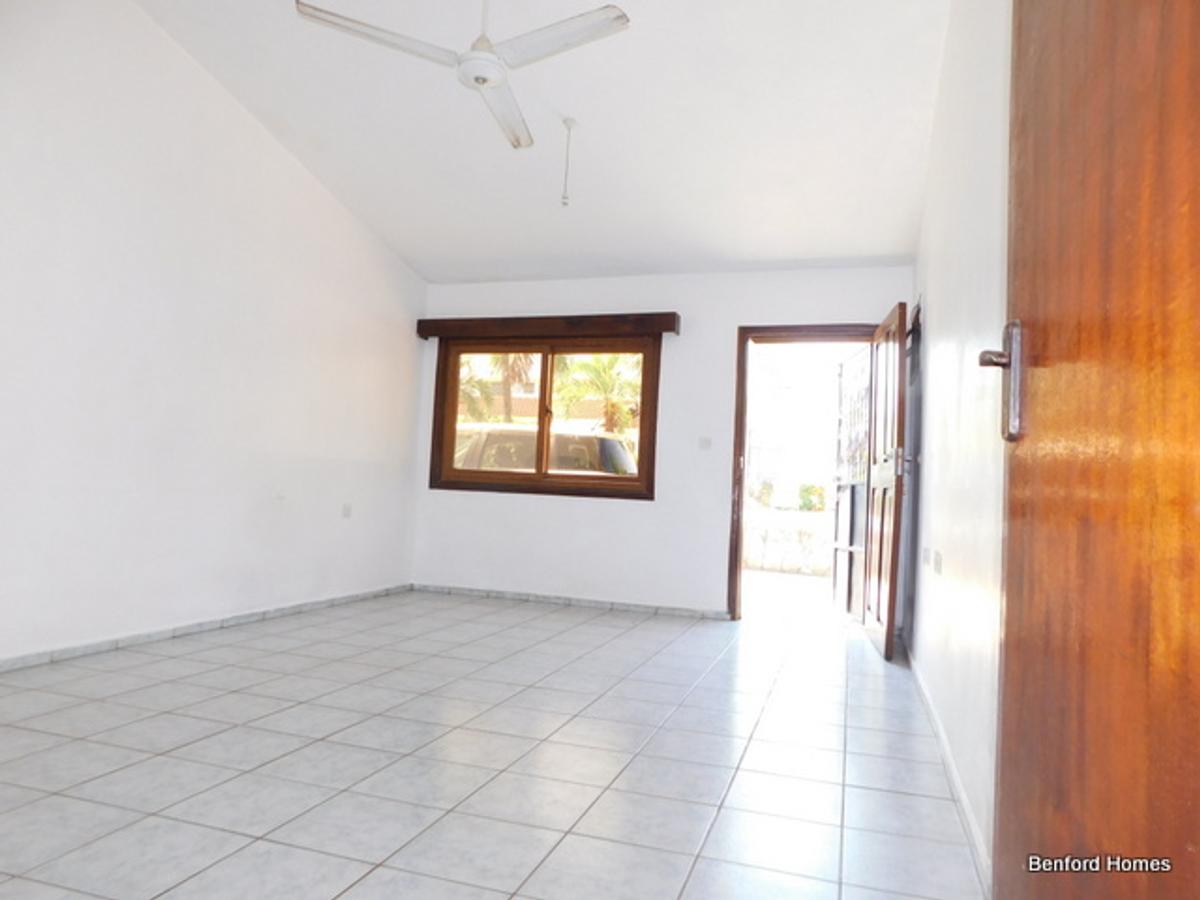 2 Bed Townhouse with Swimming Pool at Shanzu - 15