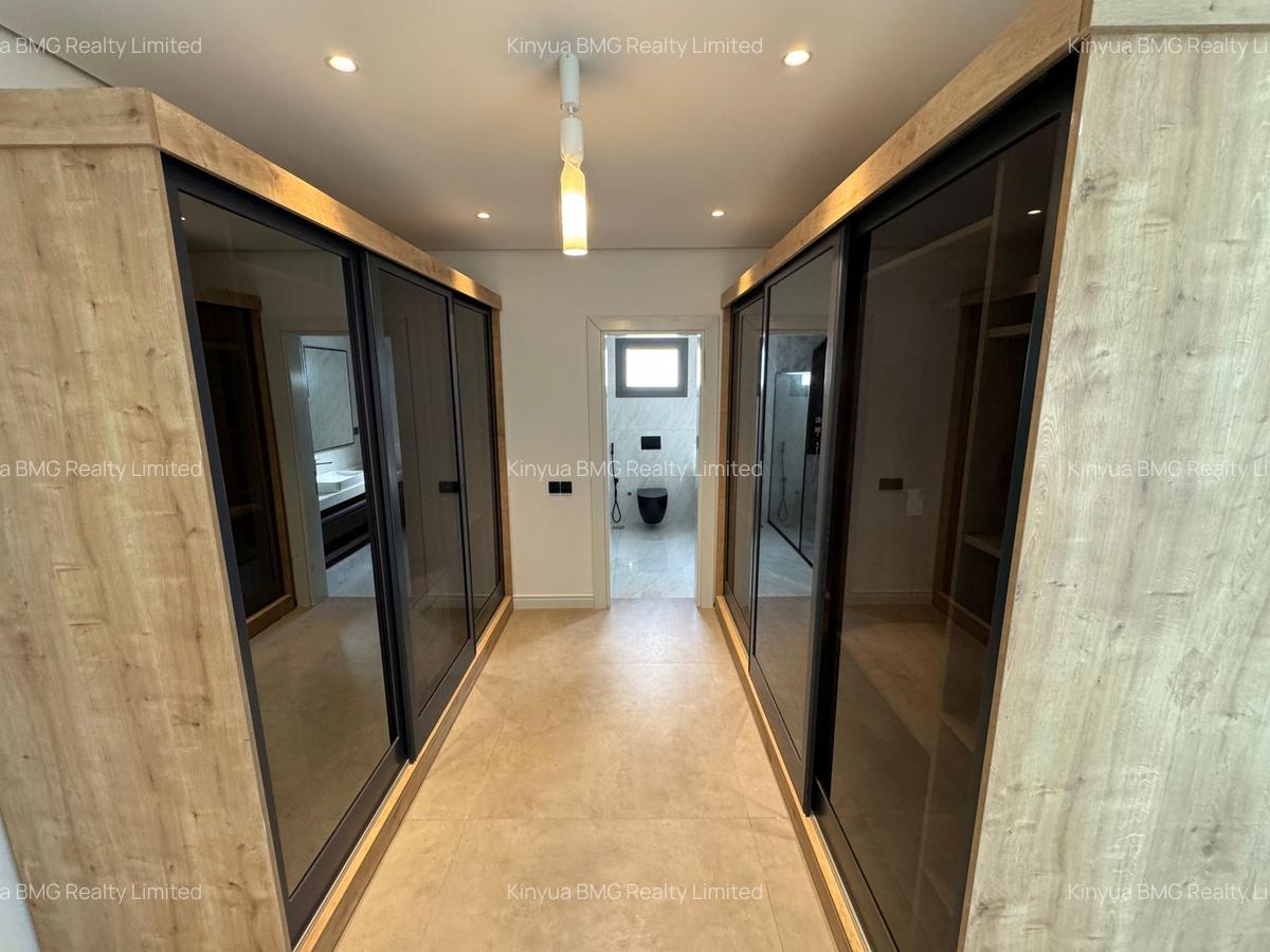 3 Bed Apartment with En Suite in Nyali Area - 9