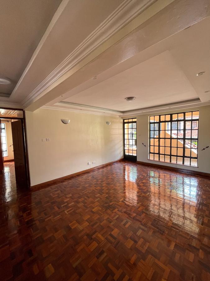 5 Bed Villa with En Suite in Lavington - 8