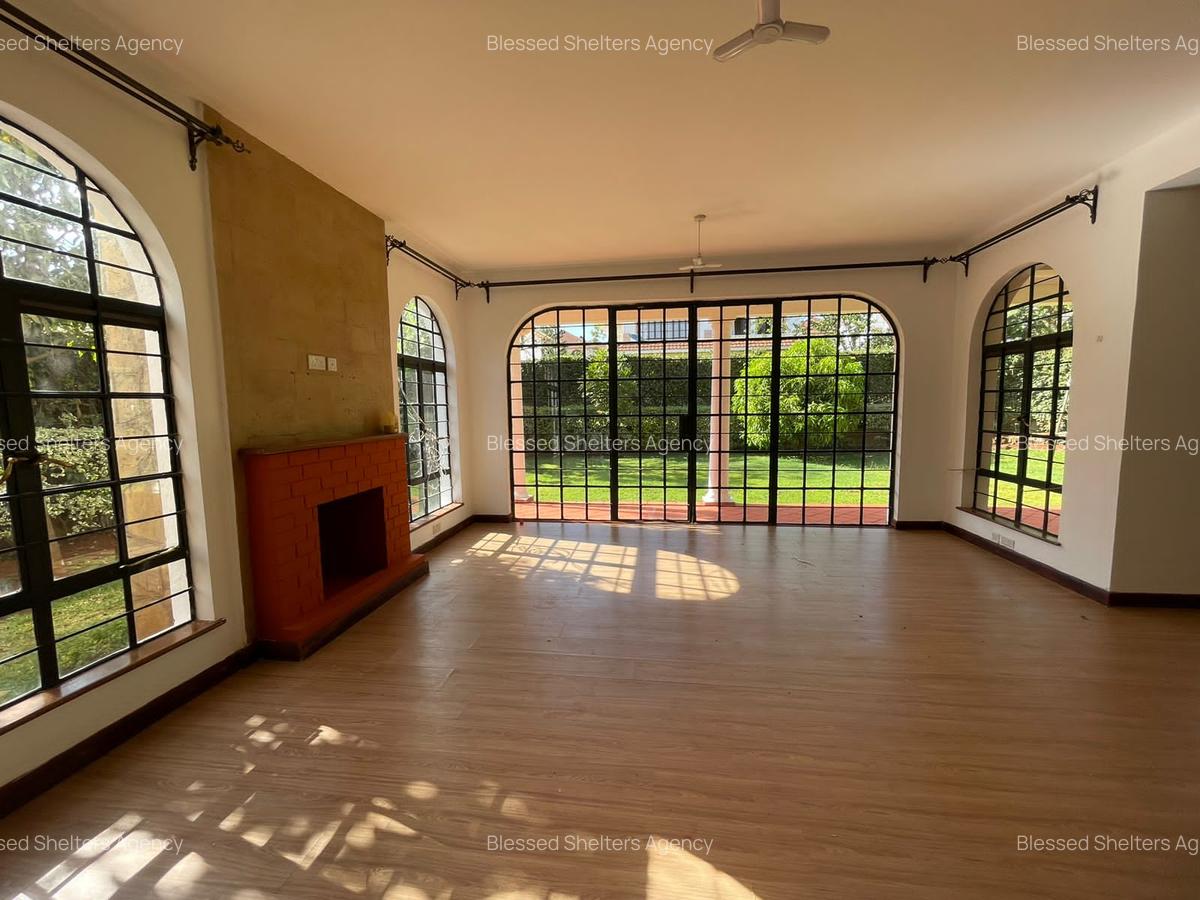 4 Bed Villa with En Suite in Kiambu Road - 9